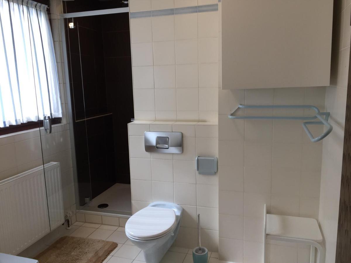 Ferienwohnung Unter Dem Schild Oberfell Esterno foto
