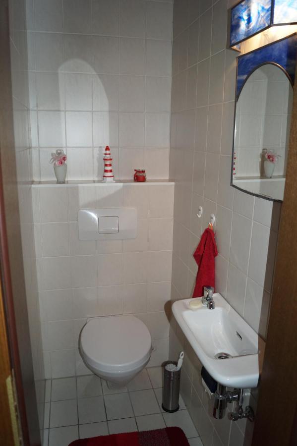 Ferienwohnung Unter Dem Schild Oberfell Esterno foto