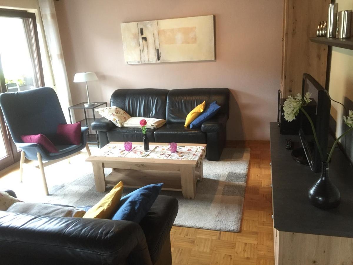 Ferienwohnung Unter Dem Schild Oberfell Esterno foto