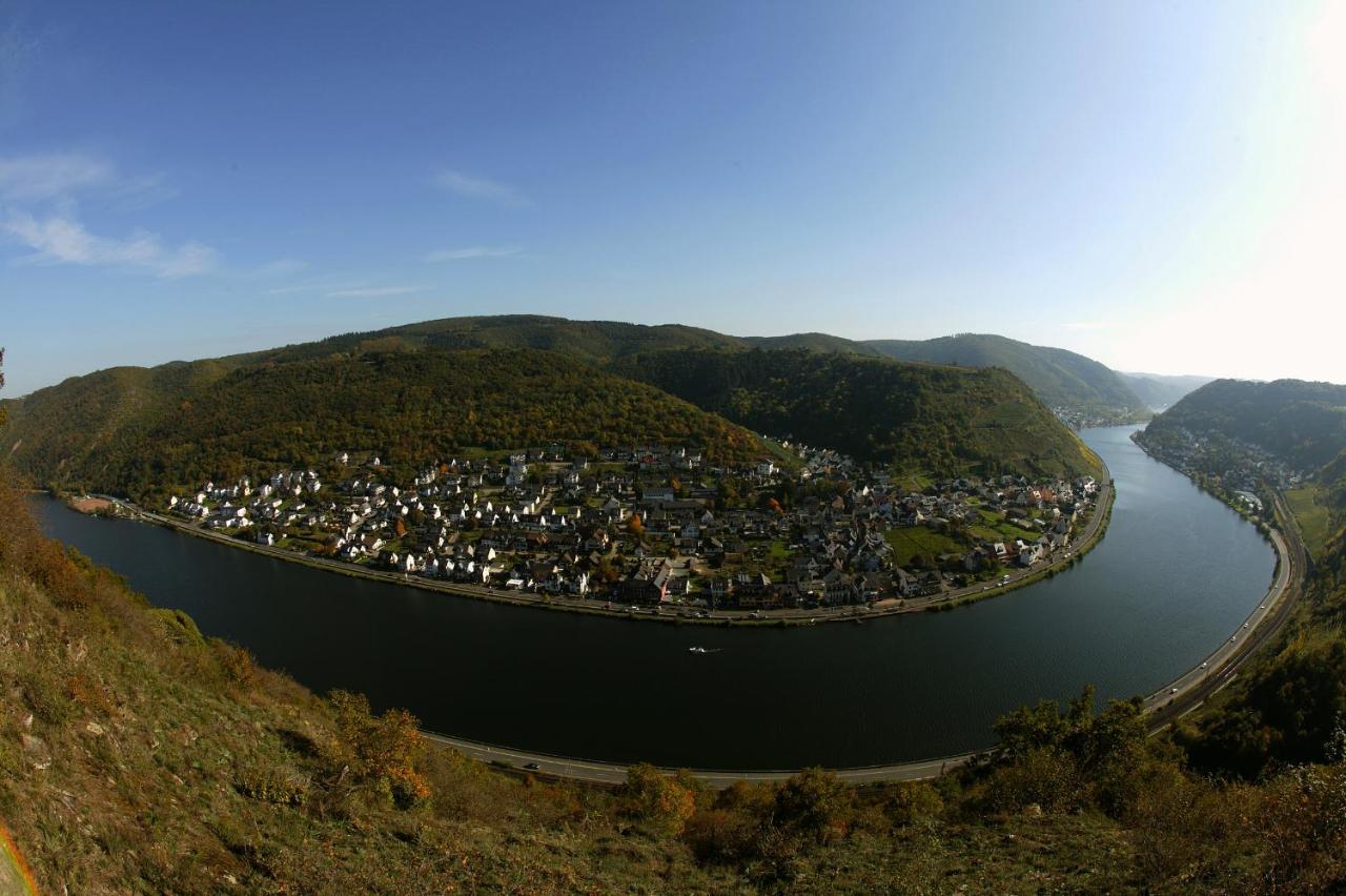 Ferienwohnung Unter Dem Schild Oberfell Esterno foto